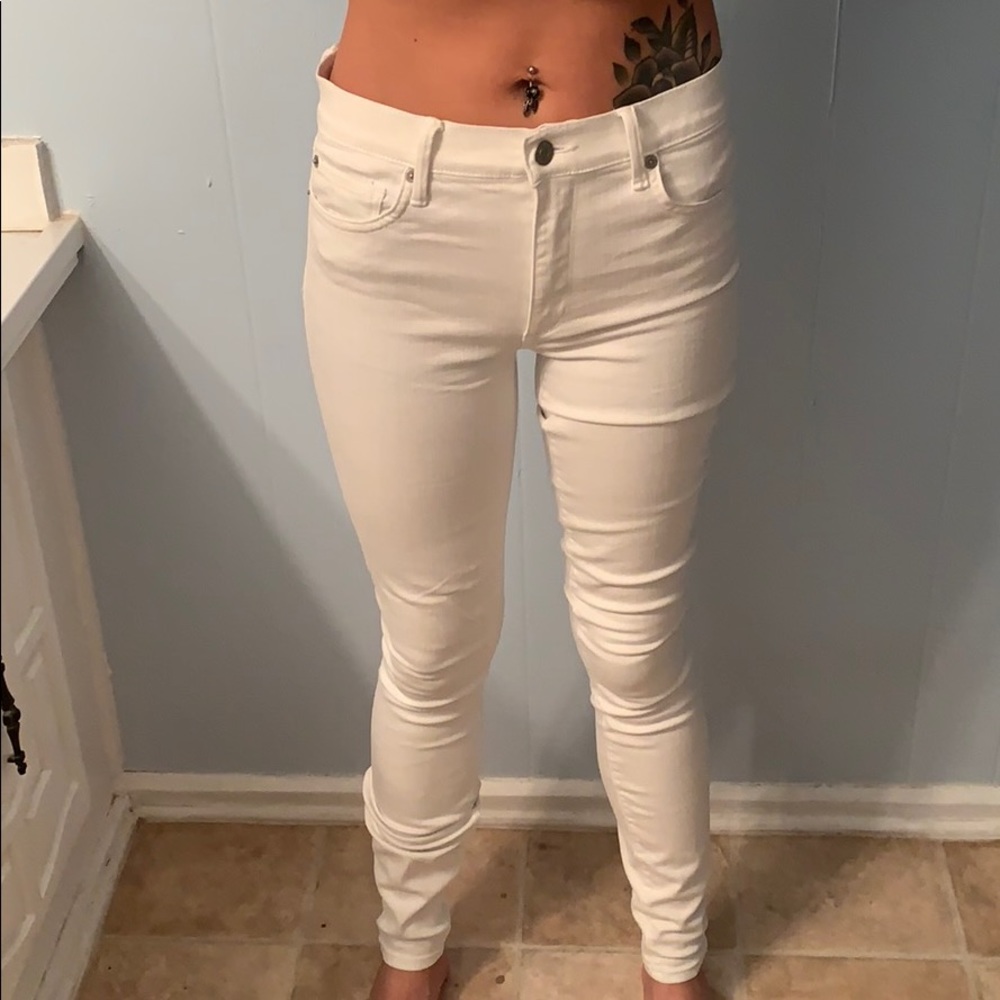 GAP White Jeans